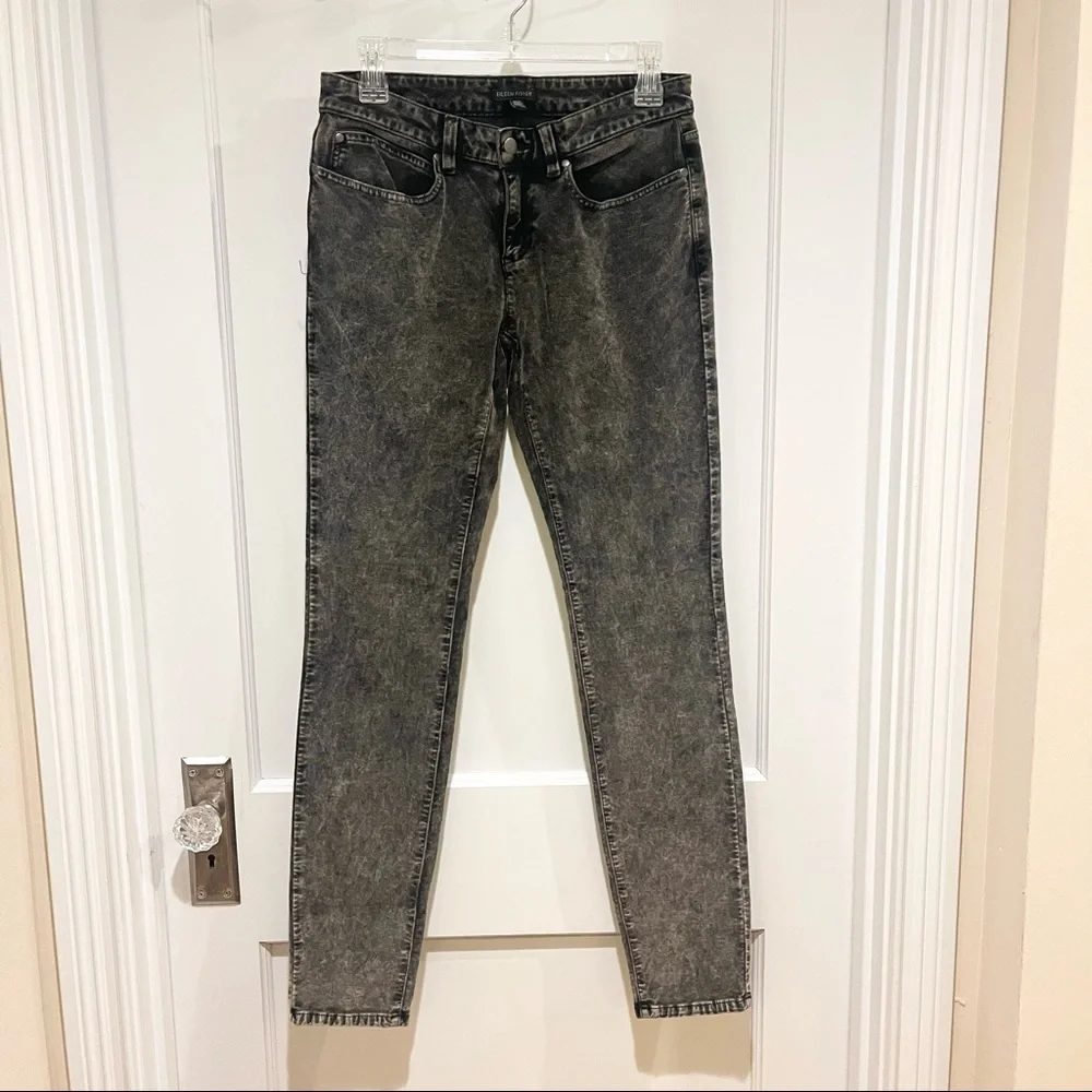 ⭐️ Eileen Fisher Velvet Acid Wash Jeans 4